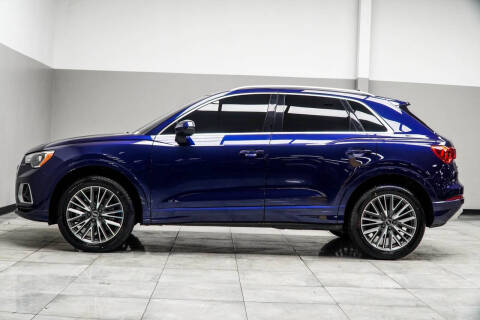 2022 Audi Q3 quattro Premium 40 TFSI