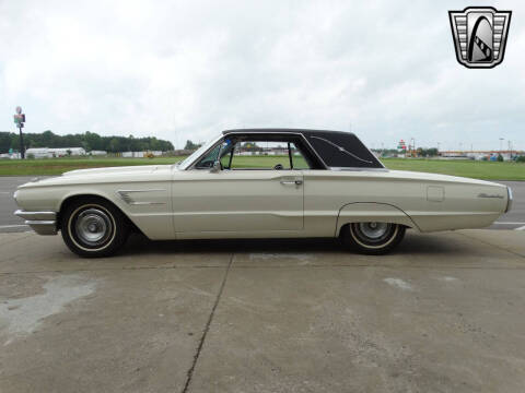 1965 Ford Thunderbird