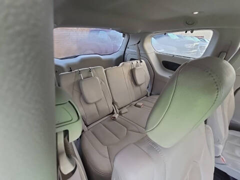 2017 Chrysler Pacifica Touring-L Plus