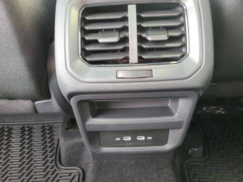 2026 Volkswagen Taos SE 4Motion