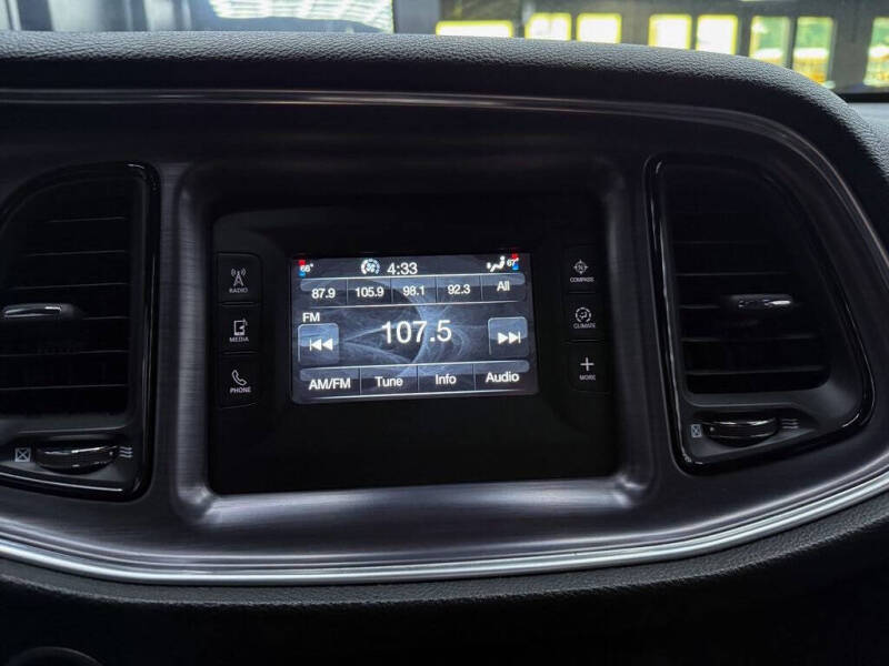 2015 Dodge Challenger R/T