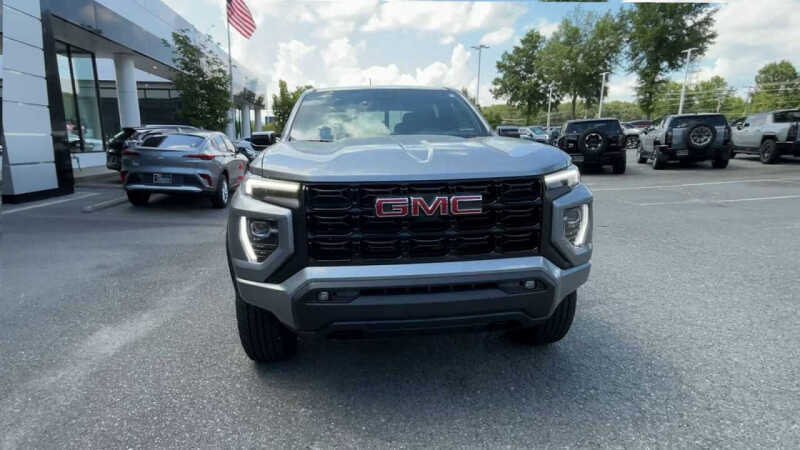 2025 GMC Canyon Elevation