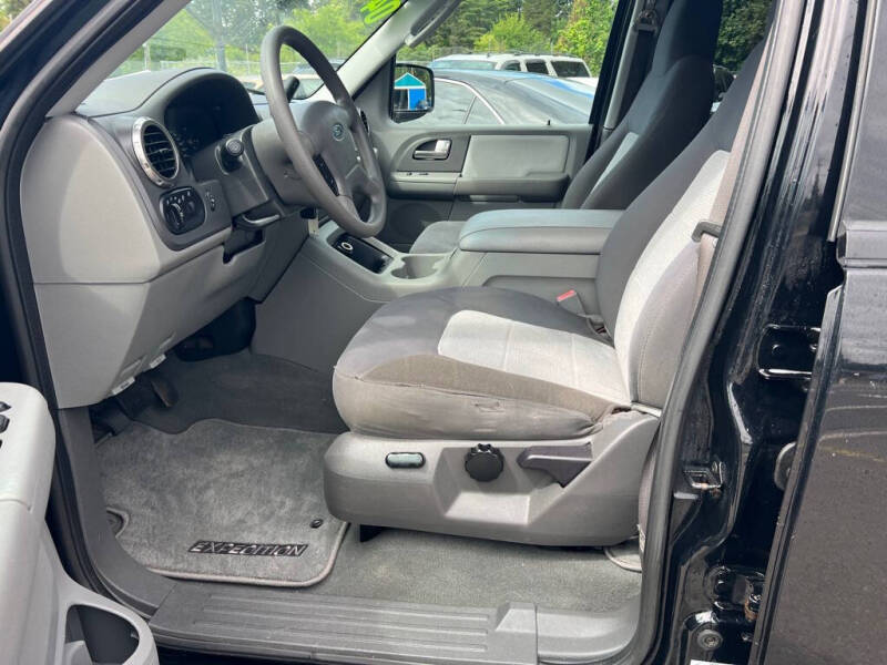 2004 Ford Expedition XLT