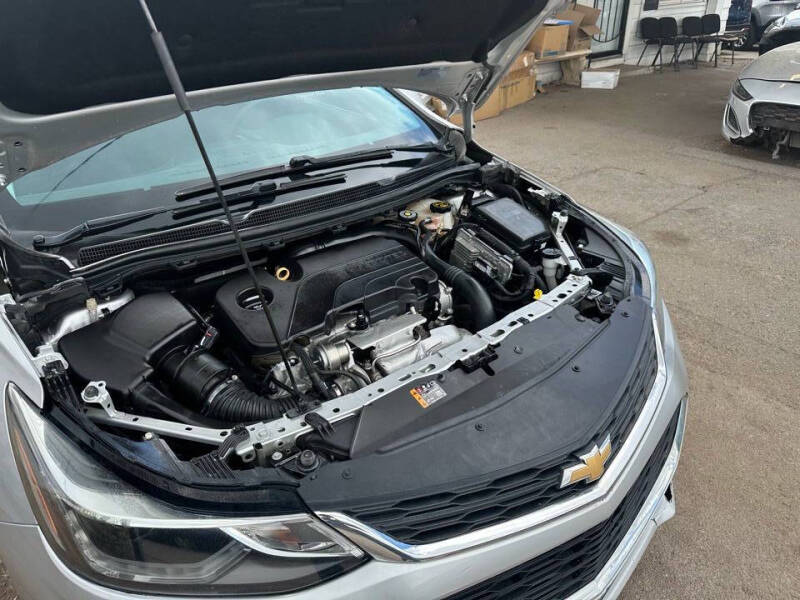 2018 Chevrolet Cruze LT Auto