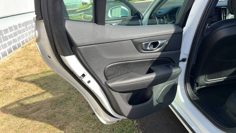 2021 Volvo S60 Recharge T8 Inscription