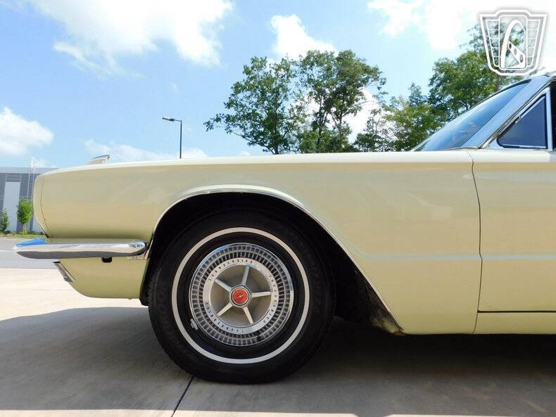 1966 Ford Thunderbird