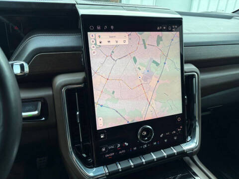 2025 GMC Yukon Denali Ultimate