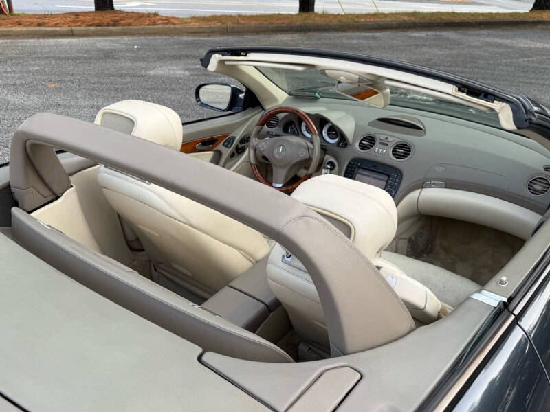 2011 Mercedes-Benz SL-Class SL550 photo 67