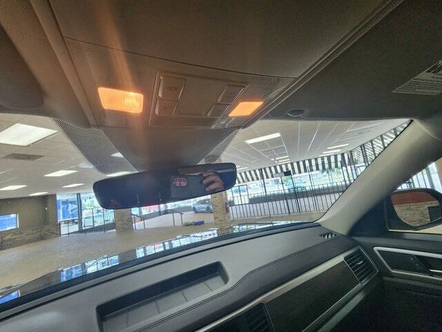 2019 Volkswagen Atlas V6 SE R-Line