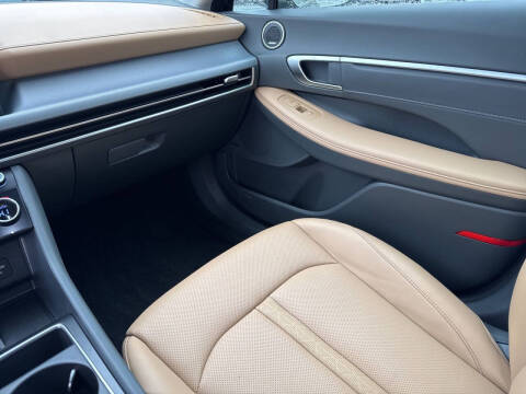 2025 Hyundai Sonata Hybrid Limited