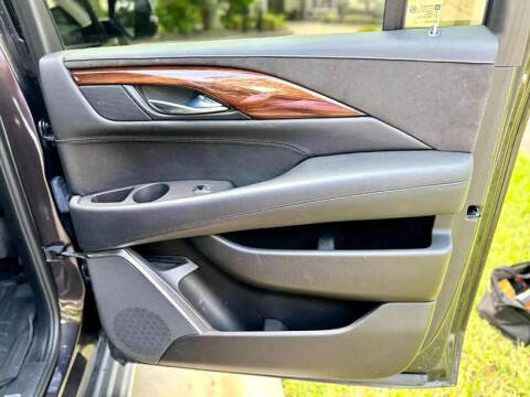 2016 Cadillac Escalade ESV Luxury Collection