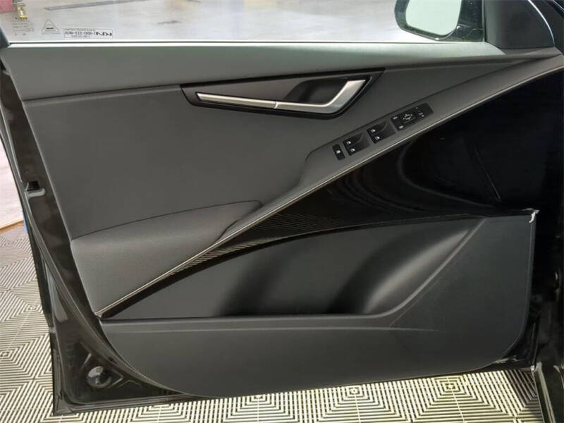 2023 Kia Niro EV Wind
