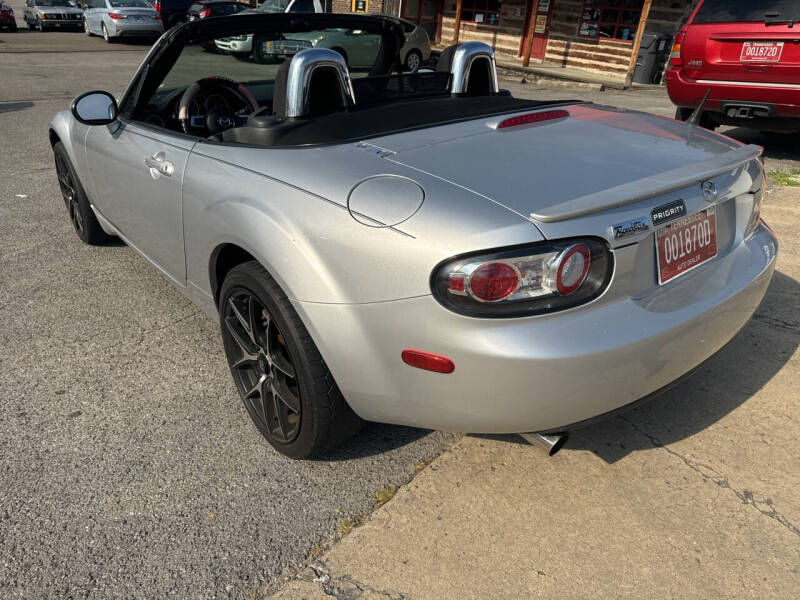 2007 Mazda MX-5 Miata Touring photo 4