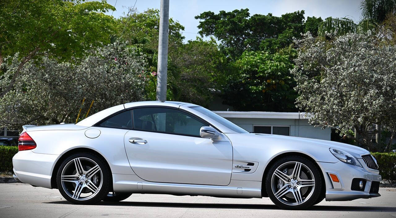 2011 Mercedes-Benz SL-Class 14