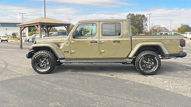 2025 Jeep Gladiator High Tide