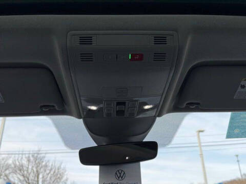 2024 Volkswagen Taos SE 4Motion