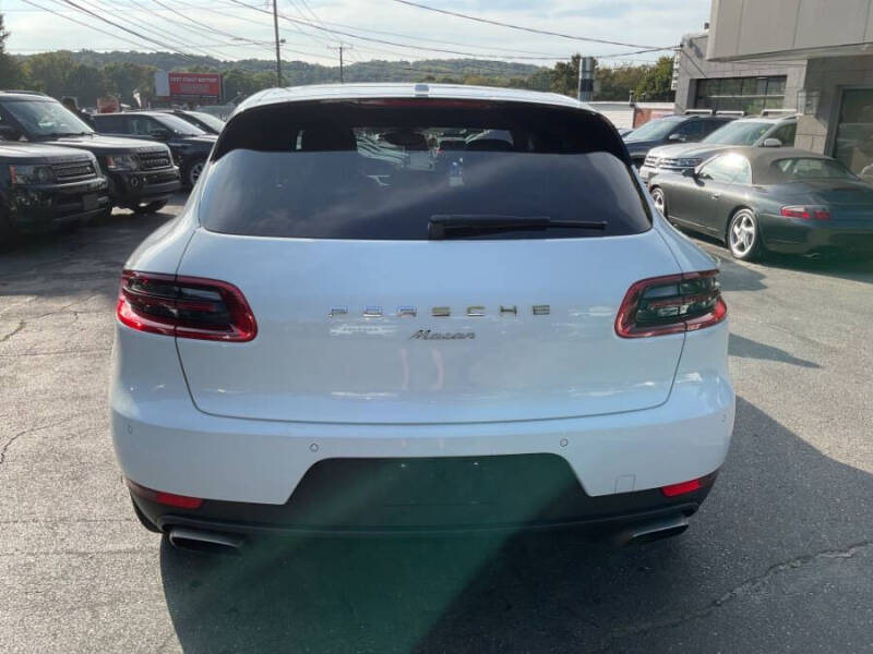 2018 Porsche Macan