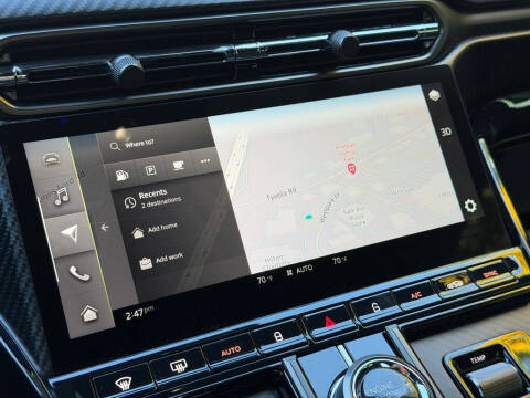 2025 Aston Martin Vantage