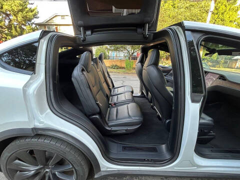 2020 Tesla Model X Long Range