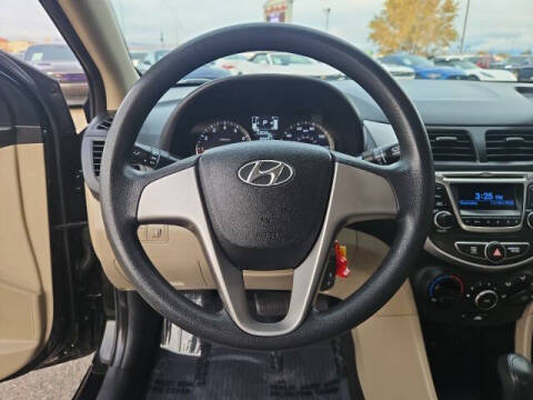 2016 Hyundai Accent SE