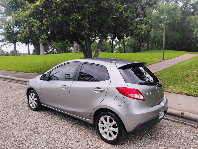 2011 Mazda MAZDA2 Touring