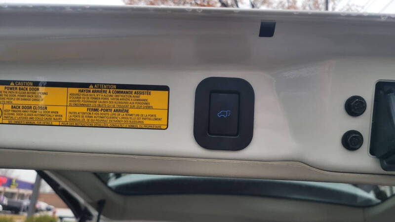 2015 Toyota Sienna Limited Premium 7-Passenger