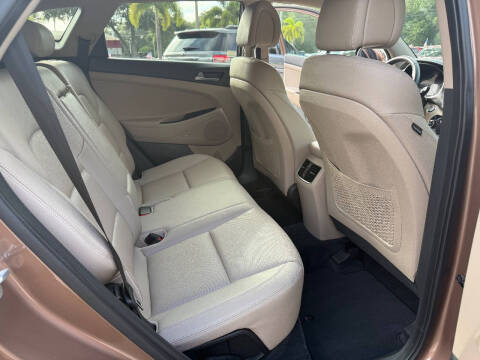 2017 Hyundai Tucson SE Plus