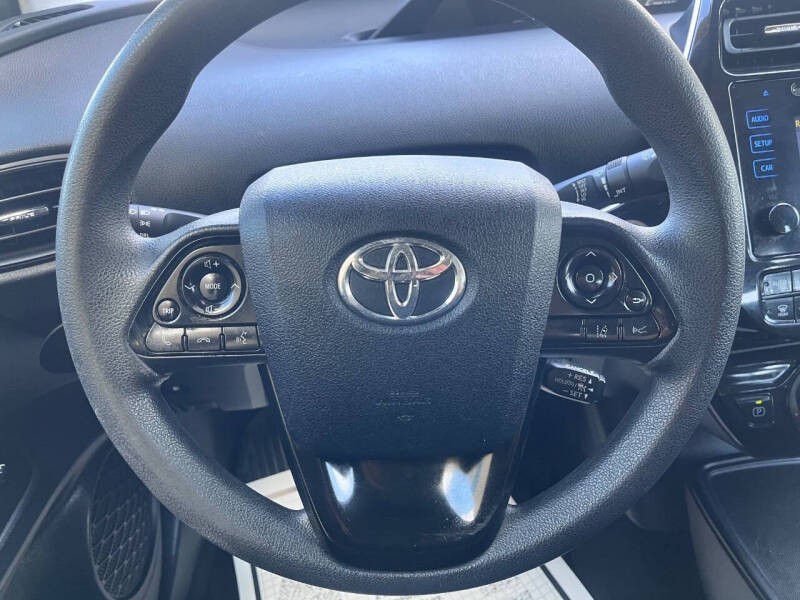 2019 Toyota Prius L Eco