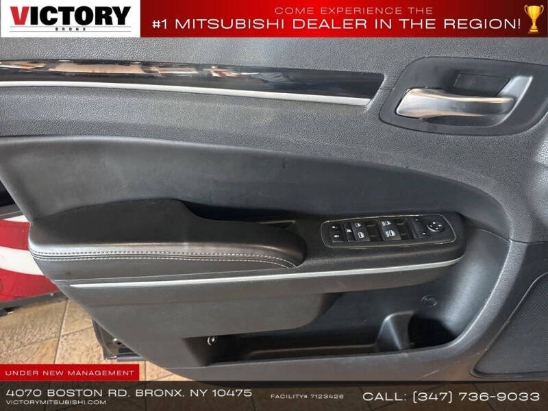 2022 Chrysler 300 S V6