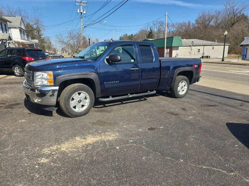 2012 Chevrolet Silverado 1500 for sale at Maximum Auto Group II INC in Cortland OH