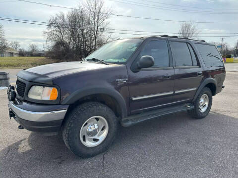 2000 Ford Expedition for sale at Glizzy Auto Sales in Barberton OH