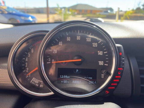 2017 MINI Hardtop 2 Door Cooper