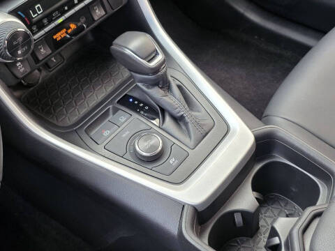 2021 Toyota RAV4 Hybrid XLE Premium