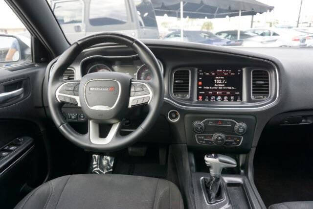 2016 Dodge Charger SXT