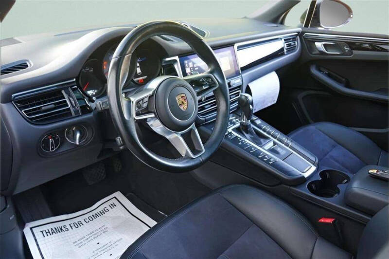 2021 Porsche Macan S