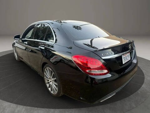 2016 Mercedes-Benz C-Class