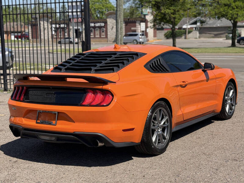 2021 Ford Mustang EcoBoost