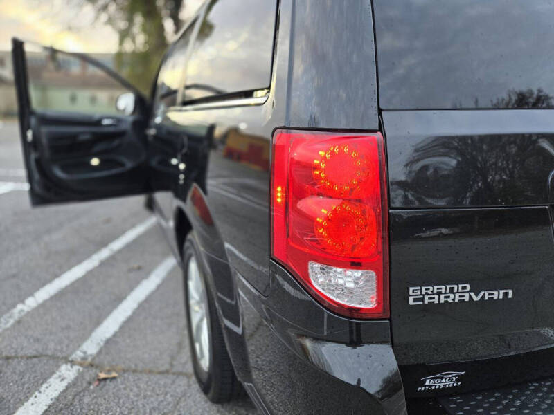 2019 Dodge Grand Caravan SXT 35th Anniversary Edition