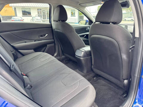 2023 Hyundai Elantra