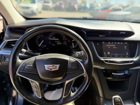 2018 Cadillac XT5 Luxury