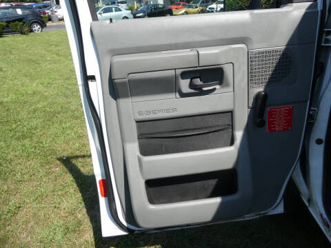 2013 Ford E-Series E-250