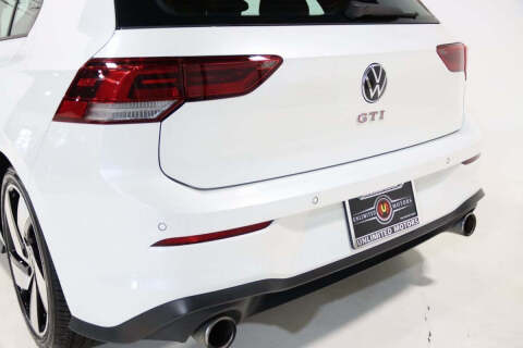 2022 Volkswagen Golf GTI SE