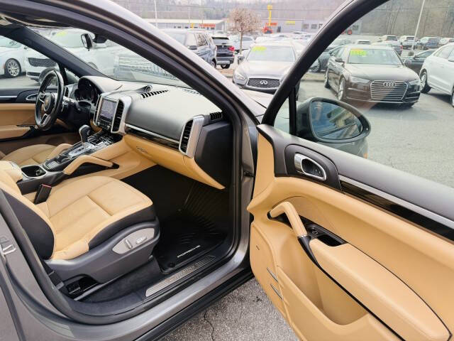 2017 Porsche Cayenne