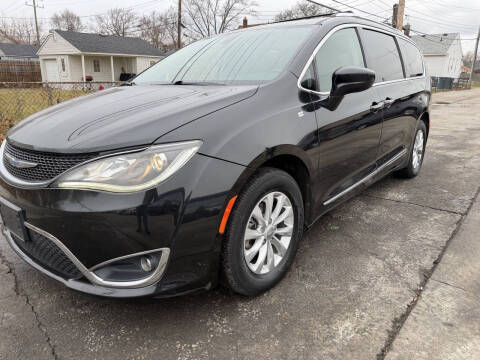 2018 Chrysler Pacifica Touring L