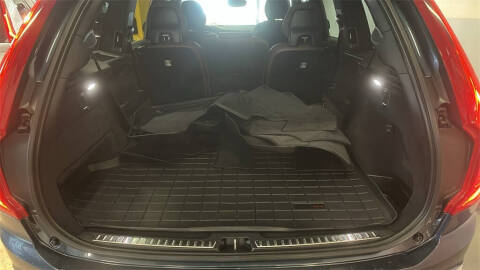 2023 Volvo XC90 B5 Plus Bright Theme