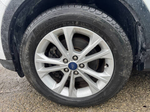 2019 Ford Escape SE