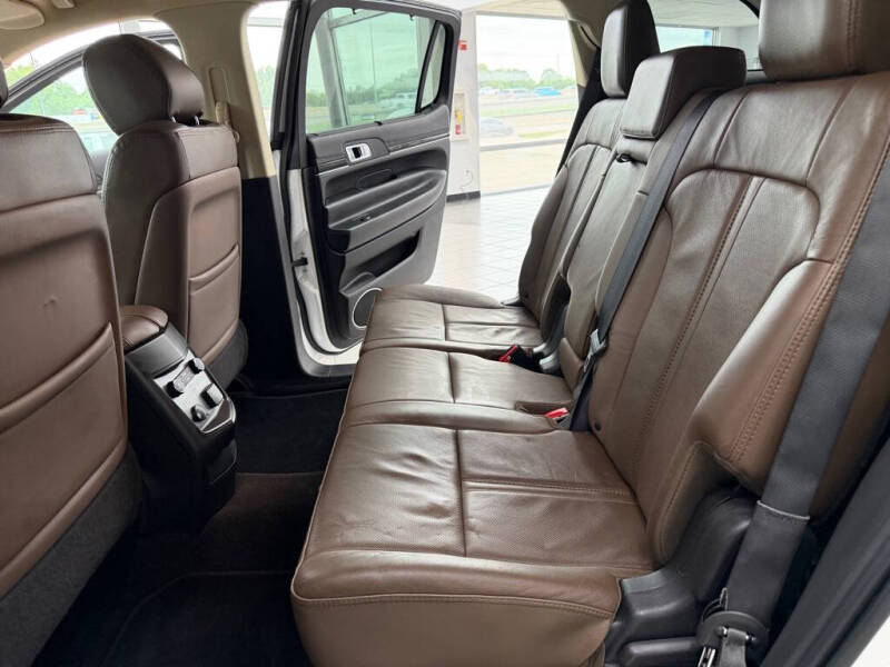 2014 Lincoln MKT
