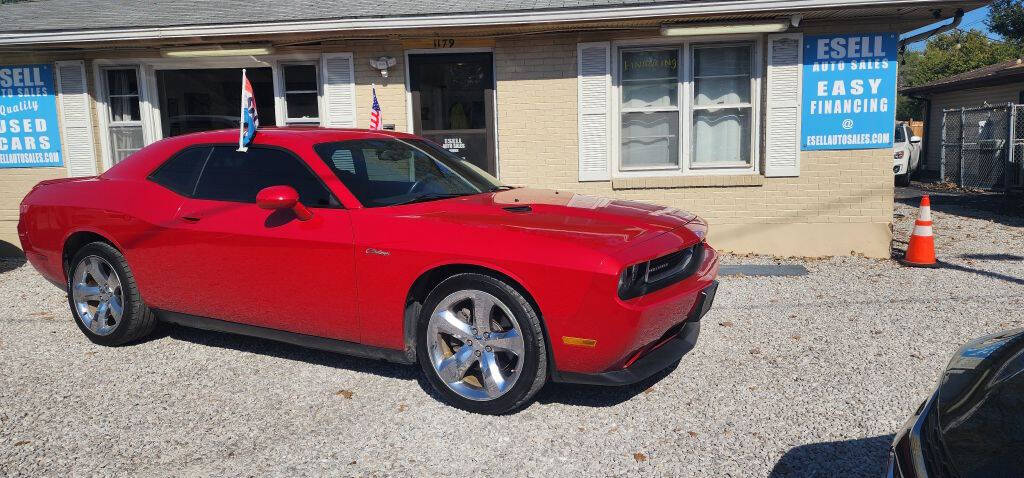 2013 Dodge Challenger for sale at ESELL AUTO SALES in Cahokia, IL