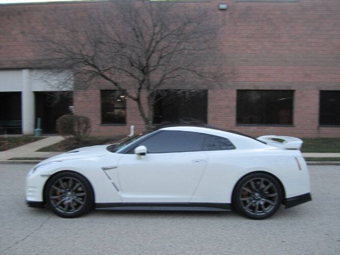 2015 Nissan GT-R Premium