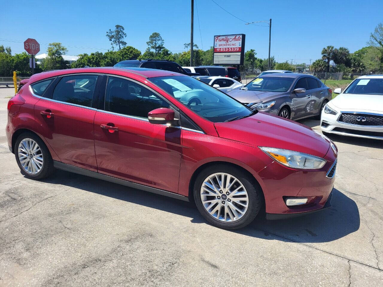 2017 Ford Focus for sale at FAMILY AUTO BROKERS in Longwood, FL